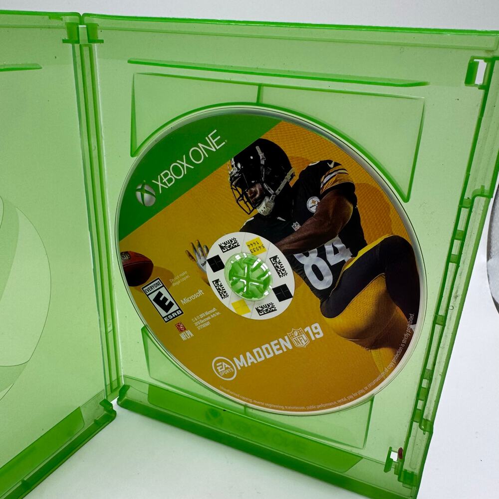 Madden NFL 19 (Microsoft Xbox One, 2018) Disc with Case not tested